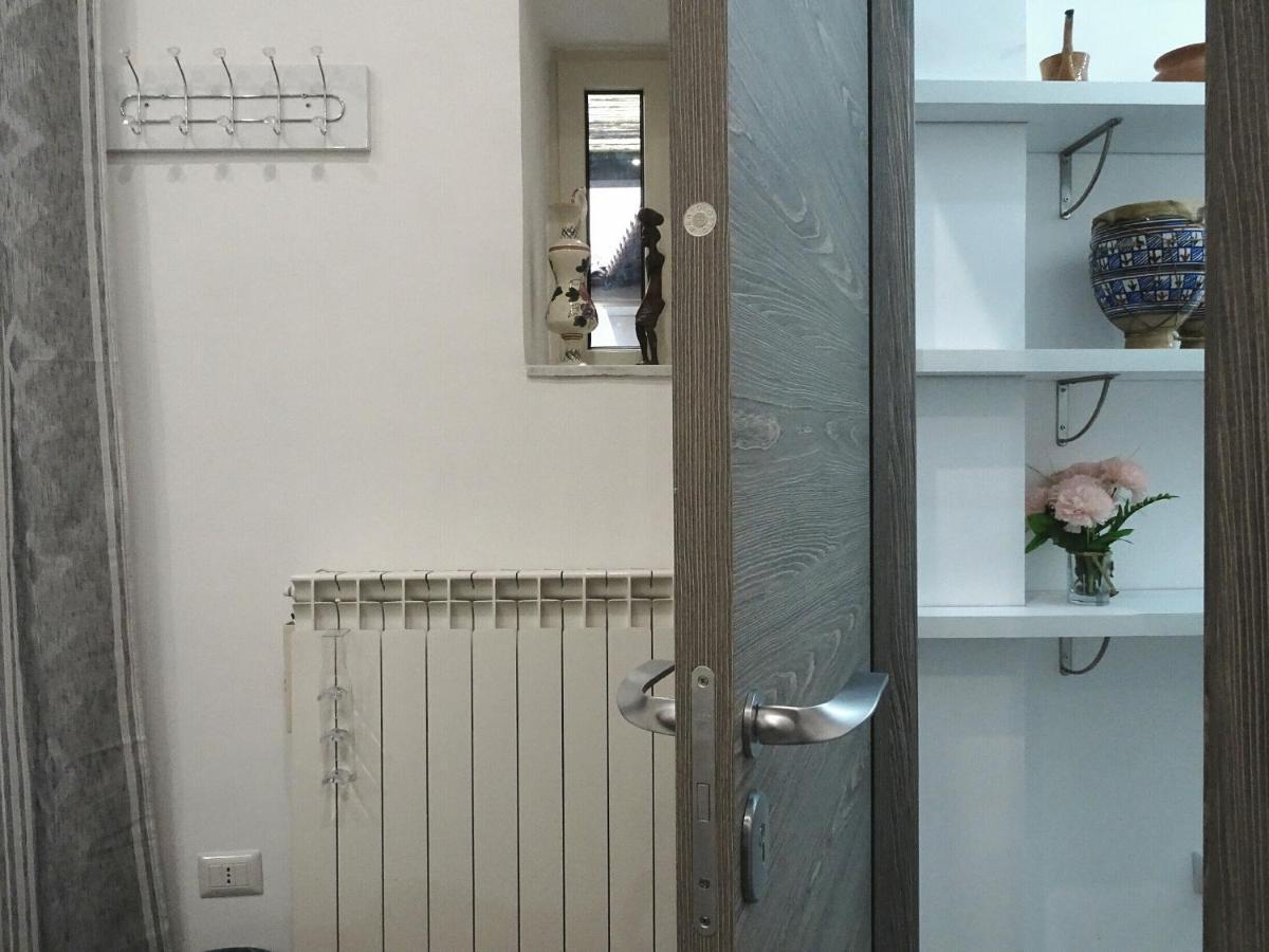 Bed & Breakfast A Capua Adiacente Al Duomo - Il Vicolo Ngoại thất bức ảnh